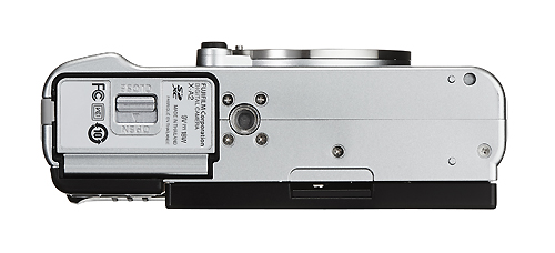 Fujifilm X-A2 Srebrny - botom Foto-Kurier