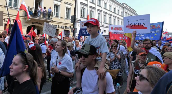 Nie zabraklo te cytatów prezesa. Detekcja systemu AF tej daje rad