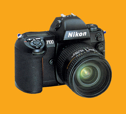Nikon F100 - modszy brat Nikona F5 - tylko dla koneserw