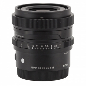 Sigma C 35 mm f/2 DG DN wporwnywarce